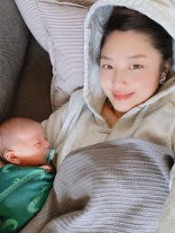 Hưng Medela – Máy hút sữa mẹ